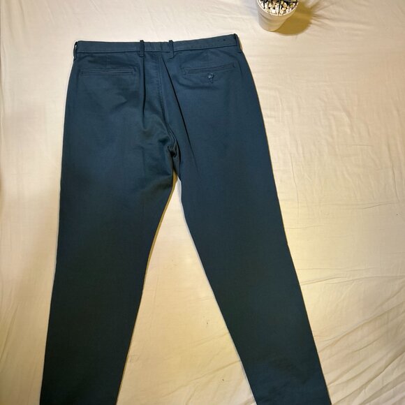J. Crew 770™ Straight-fit stretch chino pant - Picture 3 of 4